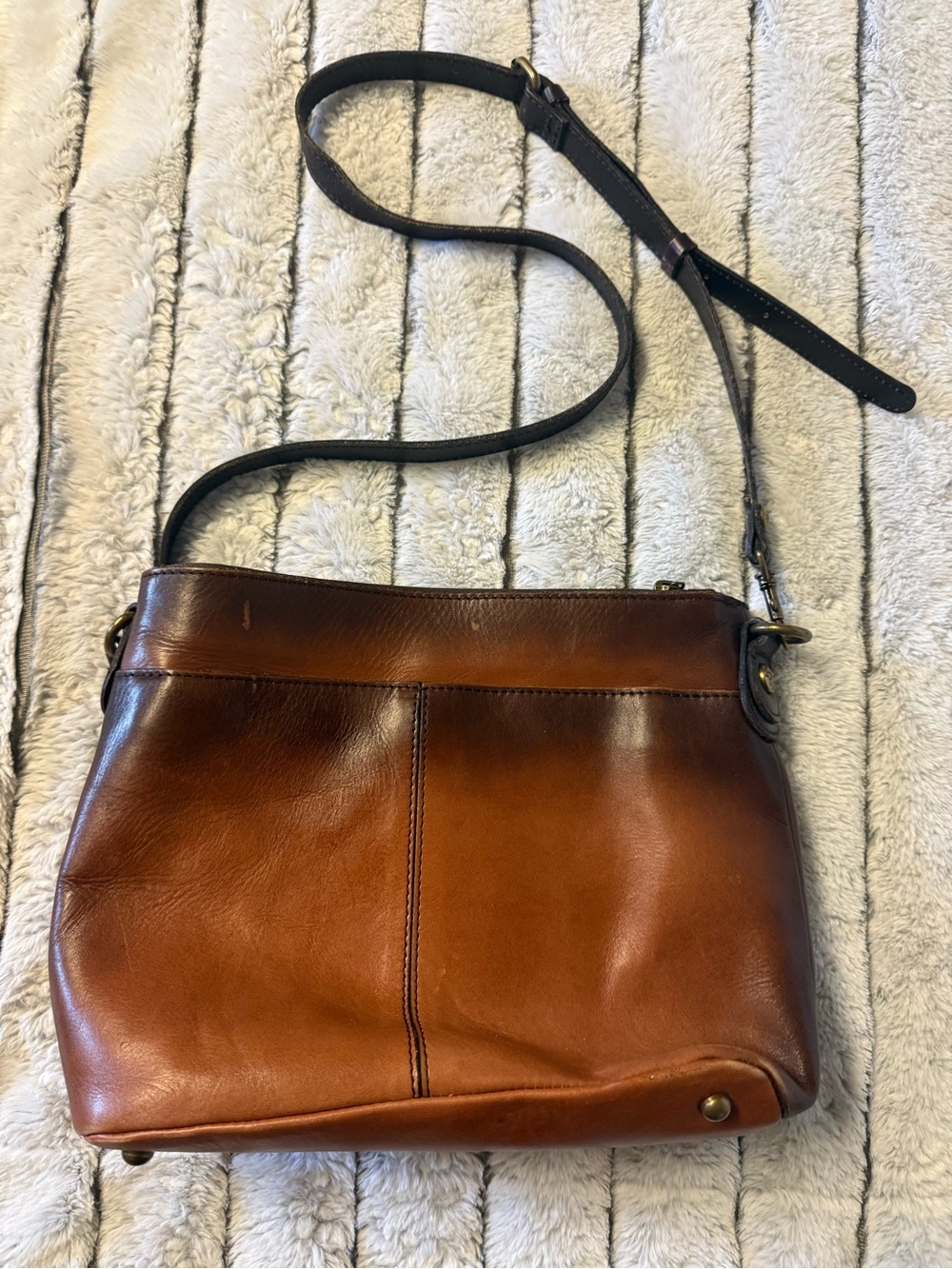 Patricia Nash Two-Tone Brown Leather Crossbody Shoulder Bag - Picture 5 of 8